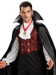 Count Dracula Vampire Men’s Halloween Costume Medium