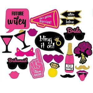 Pack Of 20 ‘Future Wifey’ Hen Party Card Props On Sticks.